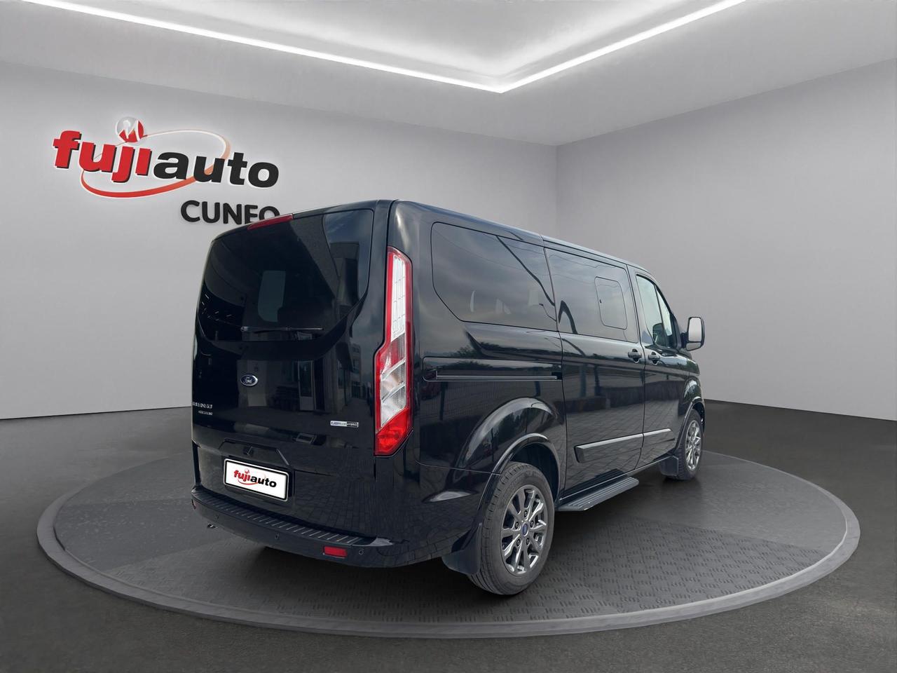 Ford Tourneo Custom 320 2.0 tdci MHEV 130cv Trend