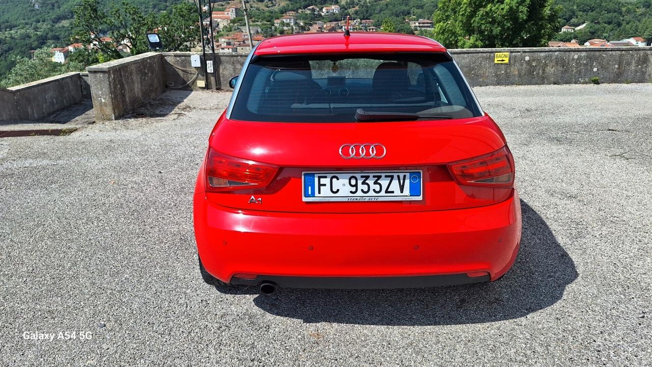 Audi A1 1.6 TDI 105 CV Attraction