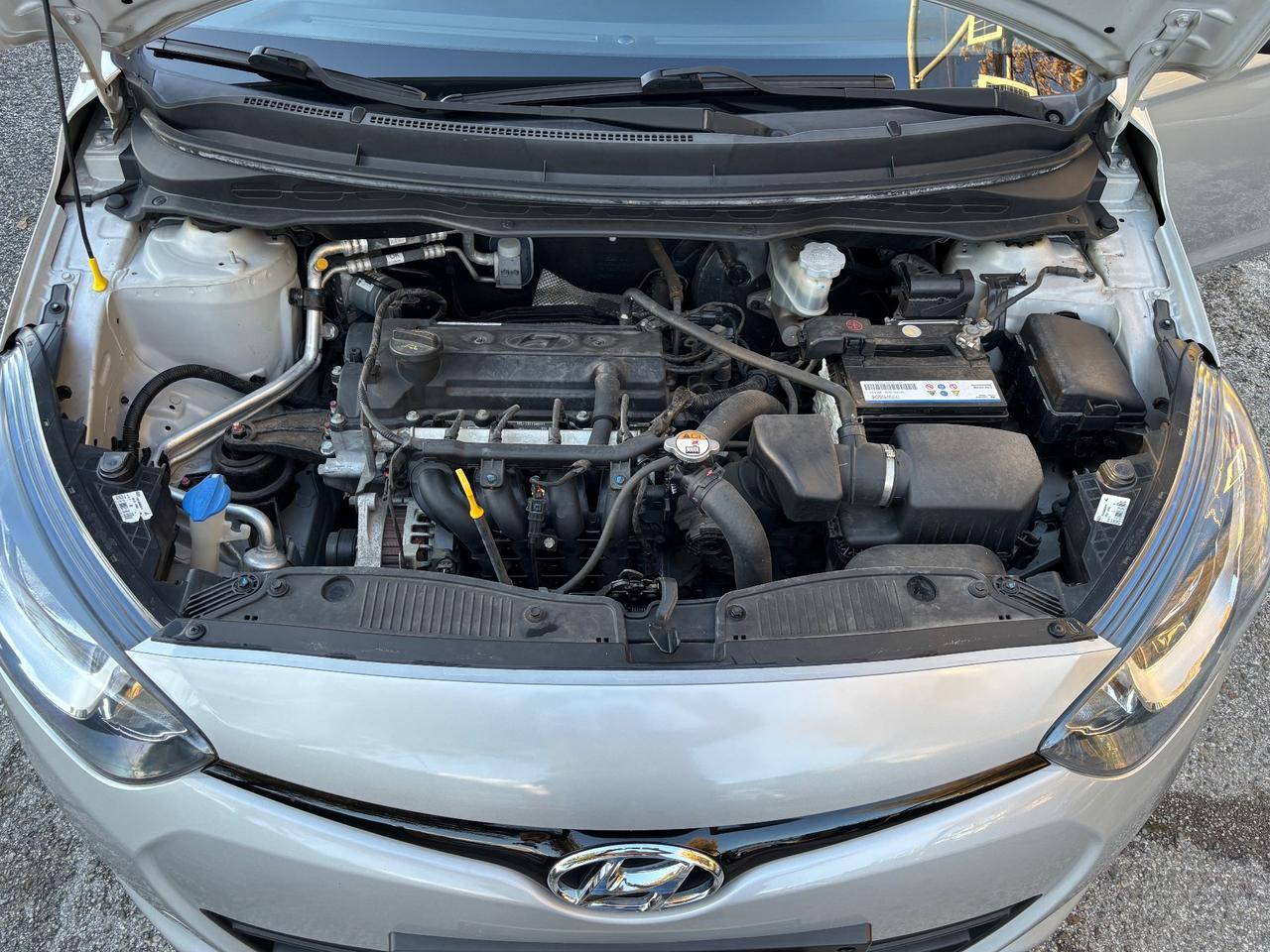 Hyundai i20 1.2 5p. km 52000 - OK Neopatentati