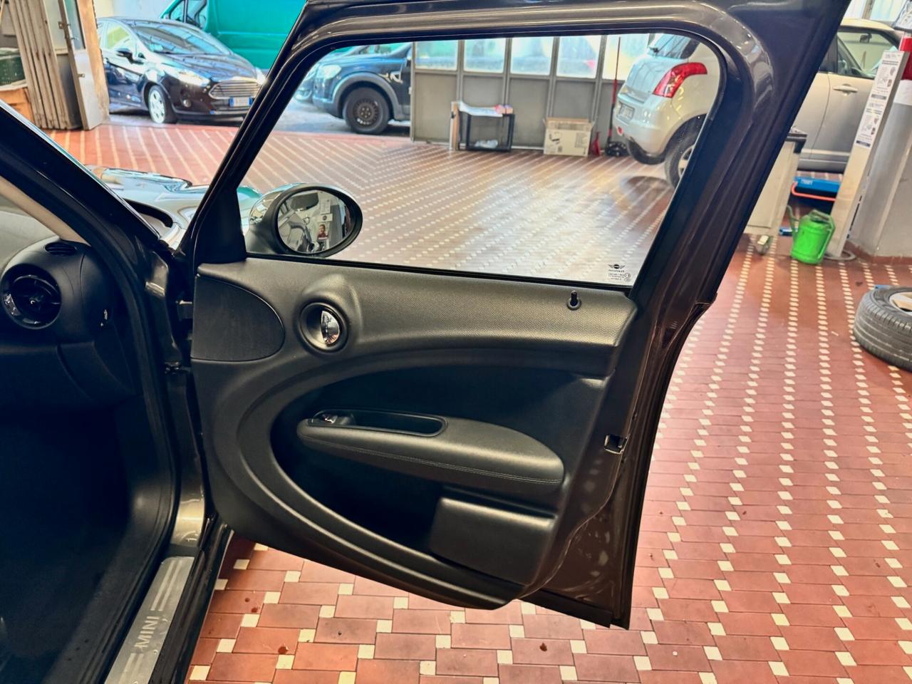 Mini Cooper D Countryman 2.0 Automatica - CAMBIO AUTOMATICO