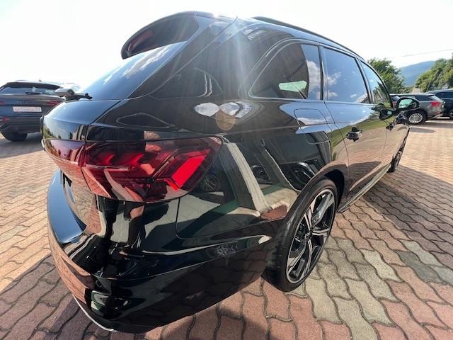 Audi A4 Avant 40 tdi 204cv s-tronic, S-line, 19”, Matrix