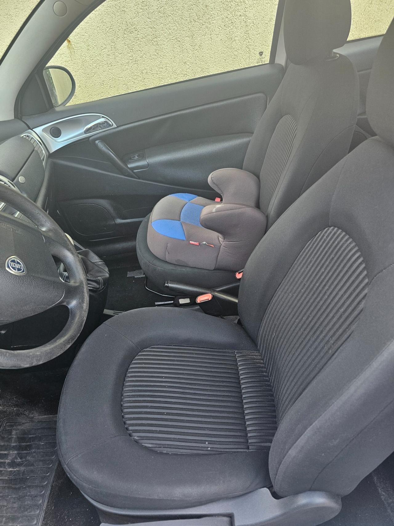 Lancia Ypsilon 1.2 Argento