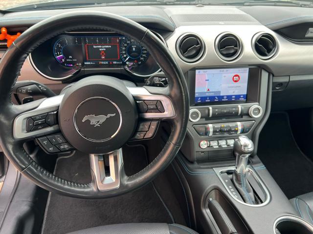 FORD Mustang Fastback 5.0 V8 aut. GT