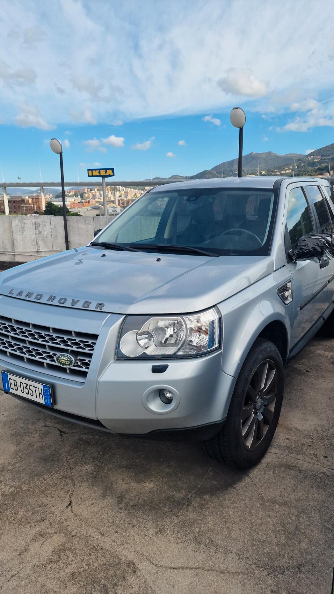 Land Rover Freelander 2.2 SD4 S.W. SE