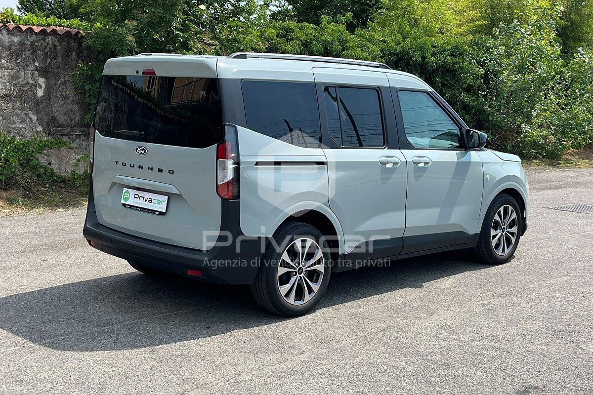 FORD Tourneo Courier 1.0 EcoBoost Titanium