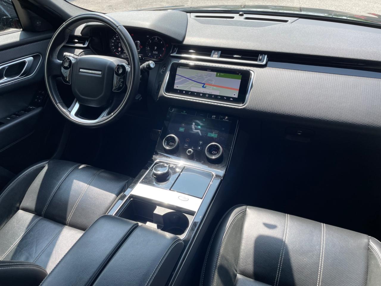 Land Rover Range Velar 2.0D I4 240 CV R-Dynamic