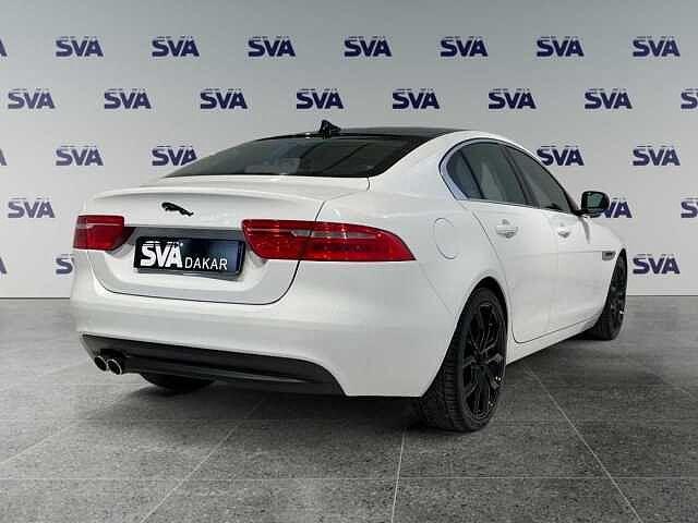 Jaguar XE 2.0 D Turbo 180CV aut. Prestige