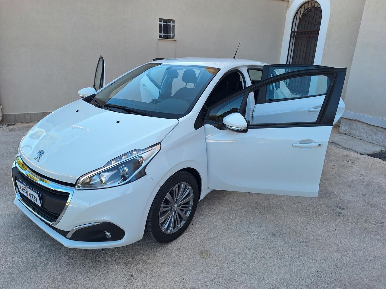 Peugeot 208 1.5 HDi 100 cv 5 porte Allure 2019