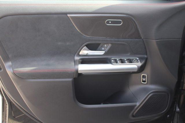 MERCEDES-BENZ GLA 200 d Automatic 4Matic AMG Line Premium