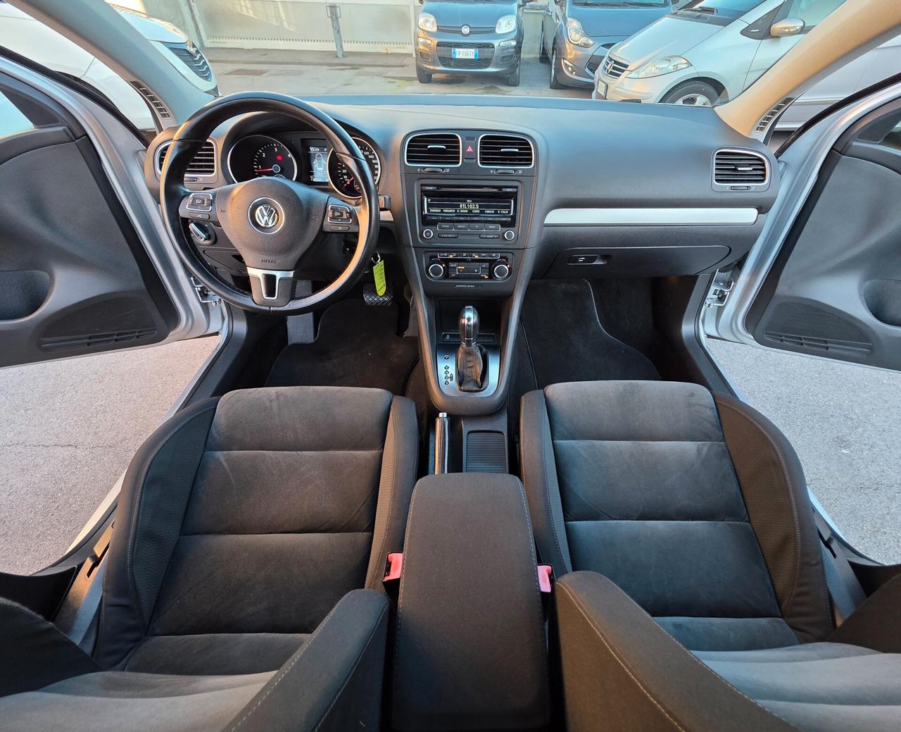 Volkswagen Golf 1.6 TDI DPF DSG 5p. Highline