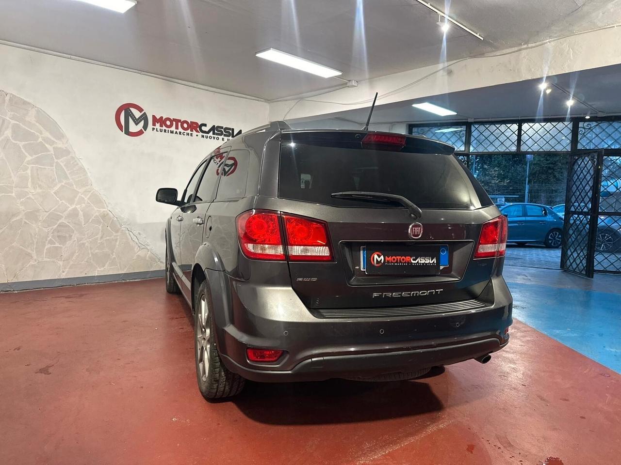 Fiat Freemont 2.0 - 7 posti Mjt 170 CV 4x4 aut. Black Code