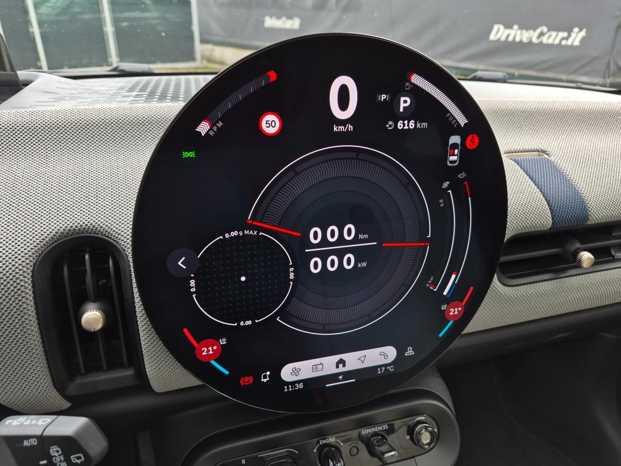 MINI Cooper C STEPTRONIC TETTO PELLE LED CARPLAY NAVI RETROCAM. VOLANTE RISCALDABILE