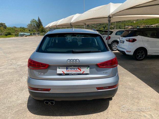 Audi Q3 2.0 Tdi 120 cv Business