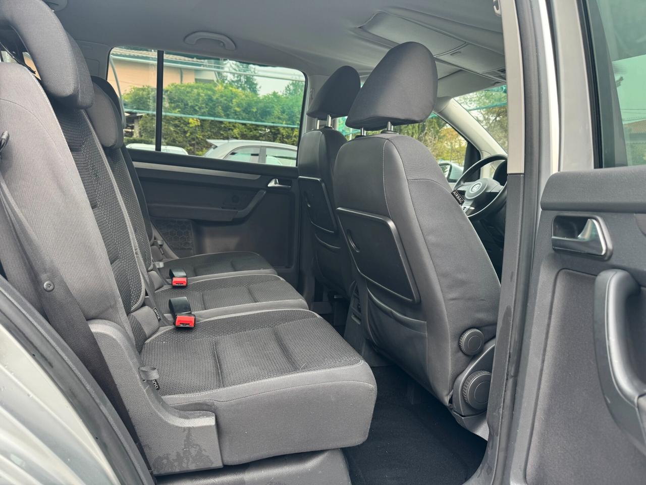 Volkswagen Touran 1.6 TDI DSG Comfortline