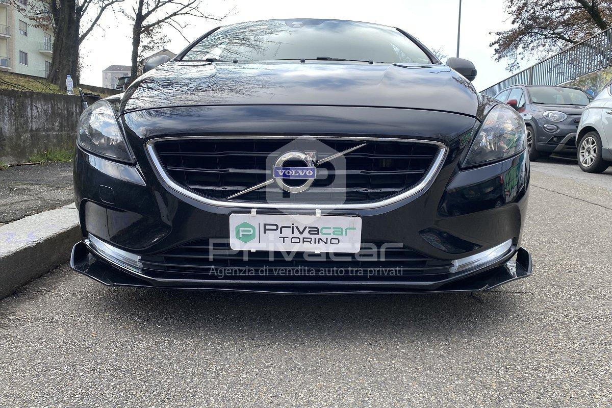 VOLVO V40 D2 1.6 Powershift Momentum