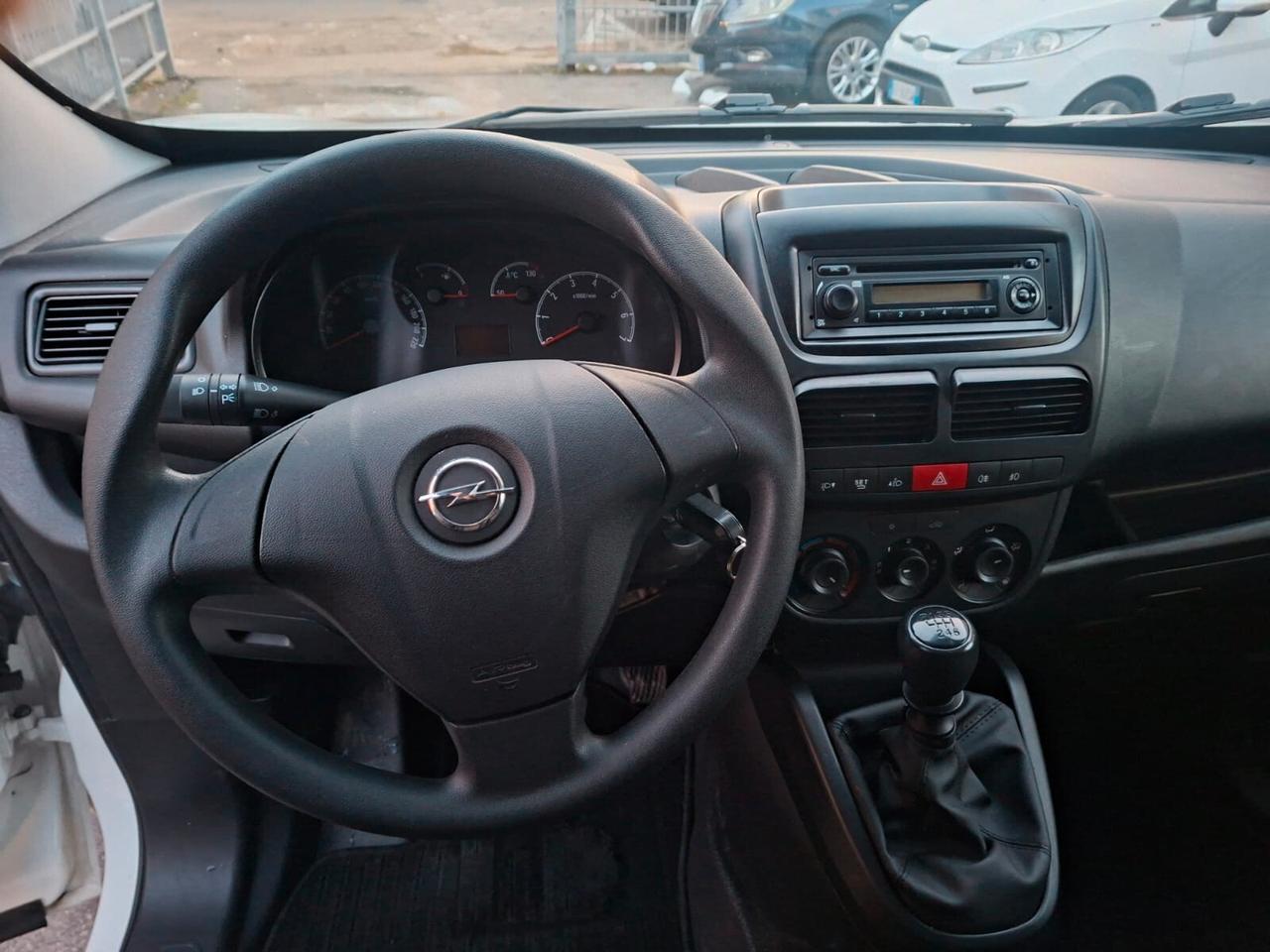Opel Combo 1.6 Mjt 120 CV