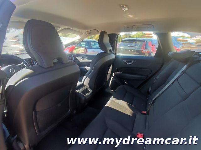 VOLVO XC60 B4 (d) automatico Core