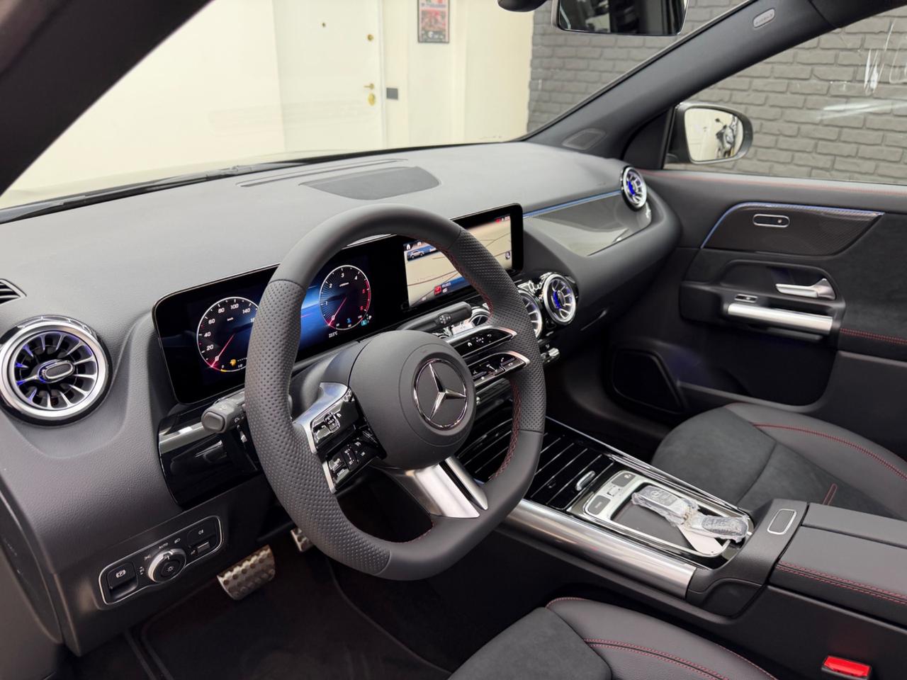 Mercedes GLA 200d AMG Premium KM0 ITALIANA UFFICIALE