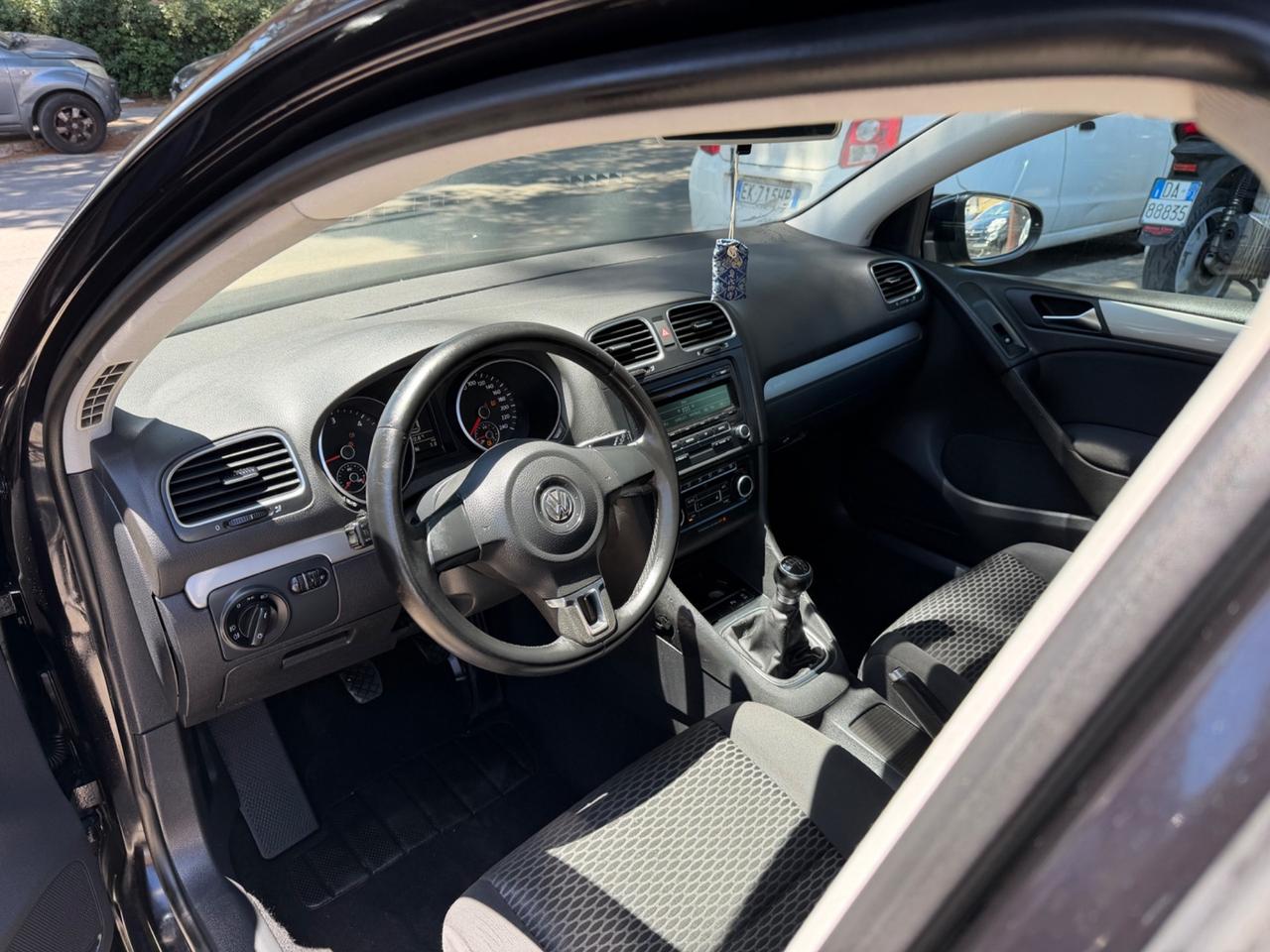 Volkswagen Golf VI 1.6 TDI Comfortline
