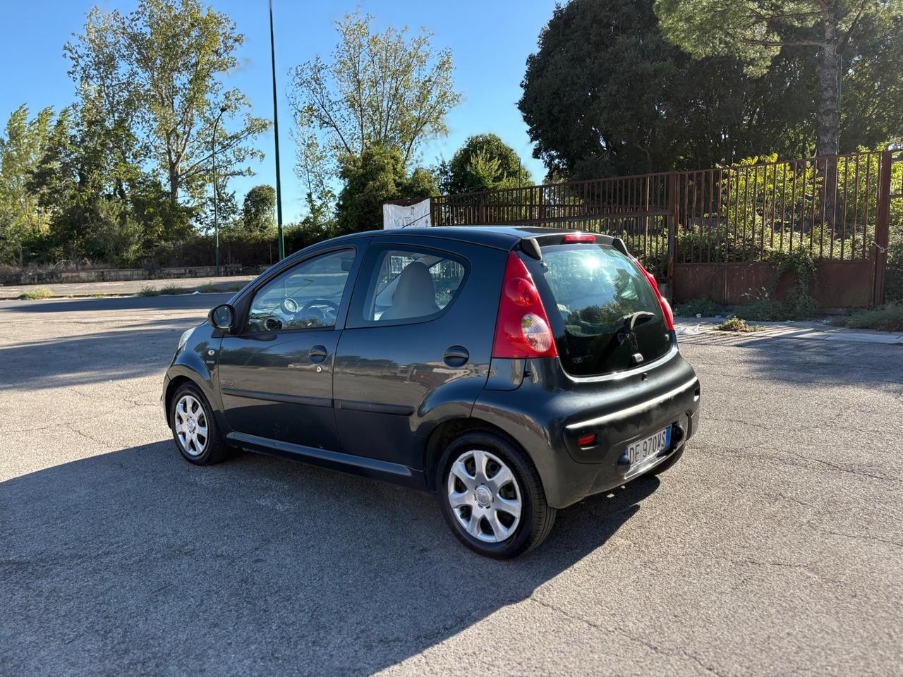 Peugeot 107 Automatica 1.0 68CV 5p