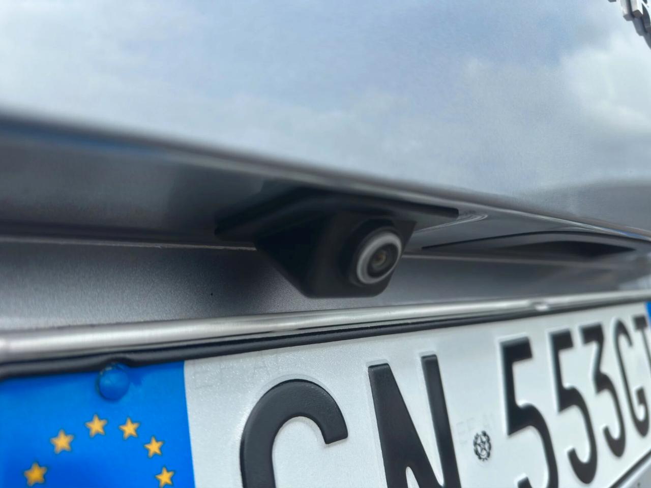 Citroen C3 Aircross BlueHDi 110 S&S Shine Pack