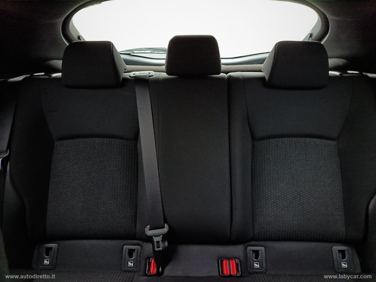 TOYOTA C-HR 1.8 Hybrid Business