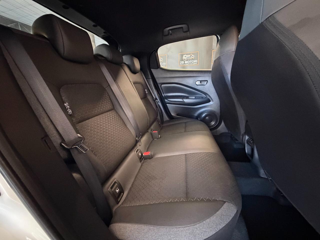 Nissan Juke 1.0 DIG-T N-CONNECTA