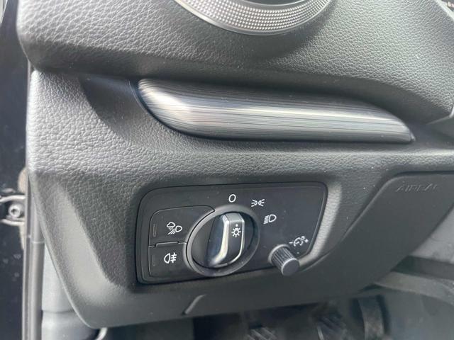 AUDI A3 1.6 TDI Sport 110 CV 5 PORTE