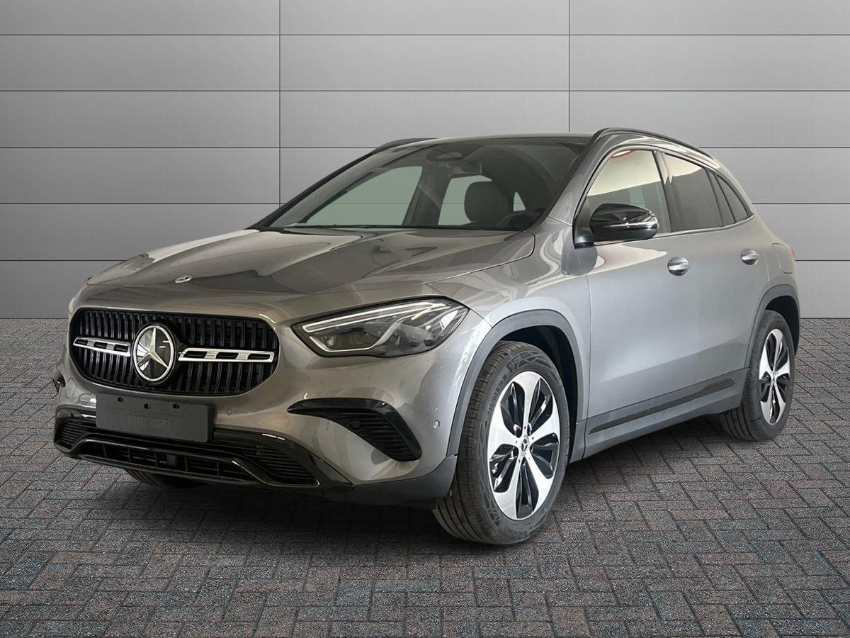 Mercedes-Benz GLA 200 d automatic