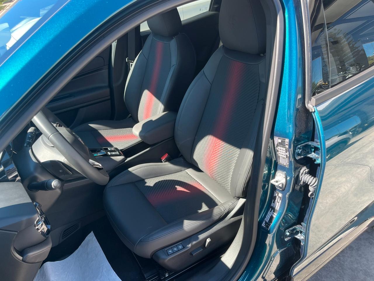 Alfa Romeo Junior 1.2 136 CV Hybrid eDCT6 Speciale