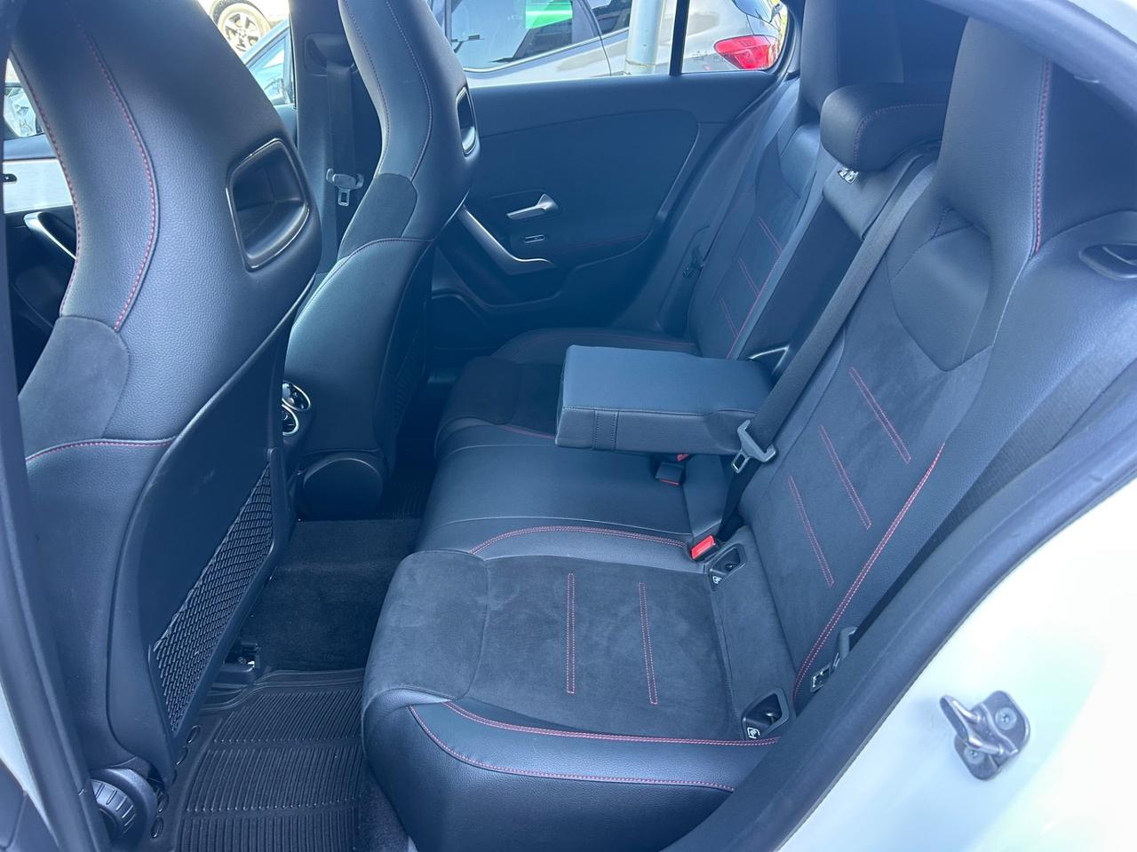 Mercedes-benz A 180 d Automatic AMG Line Premium