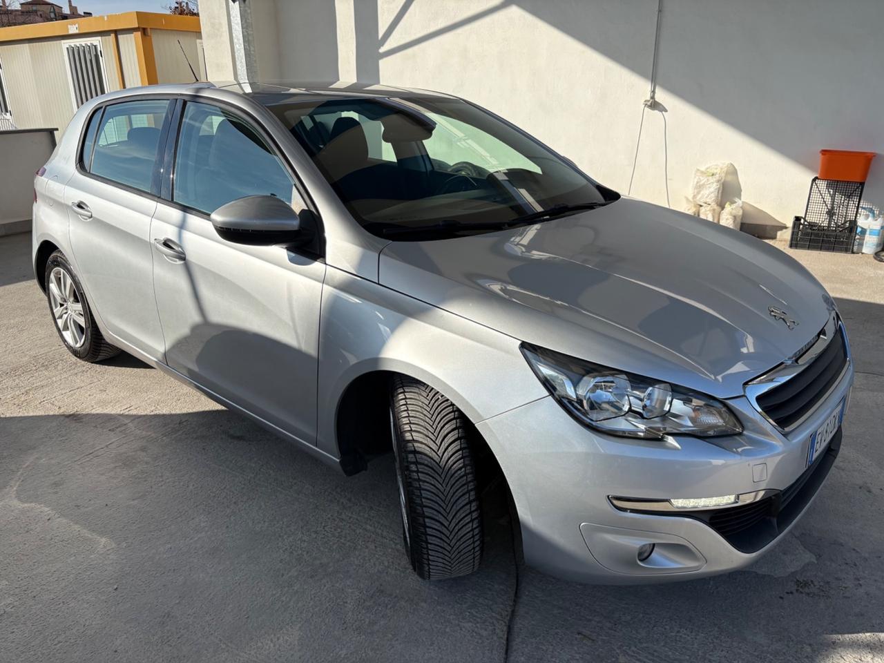 Peugeot 308 1.6 e-HDi 115 CV Stop&Start Business