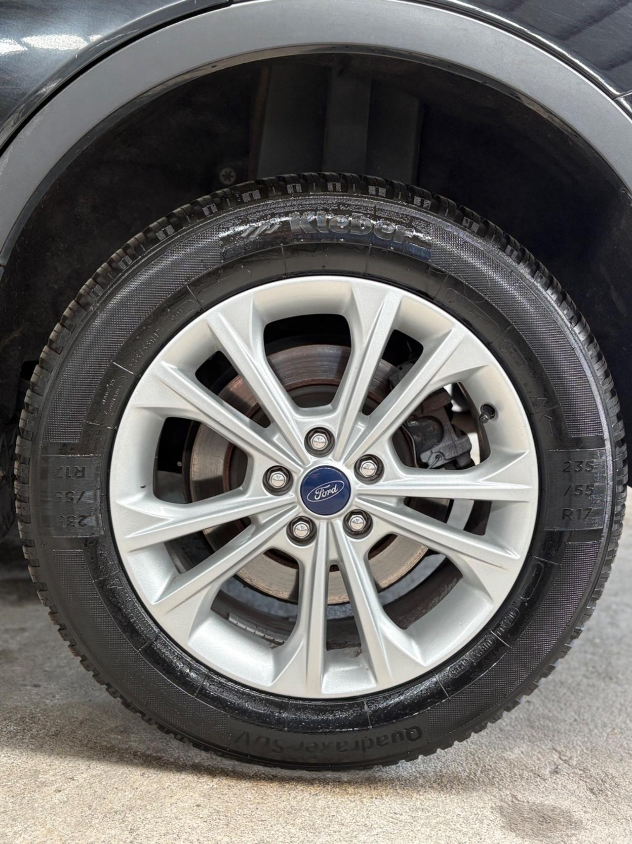 Ford Kuga 1.5 TDCI 120 CV S&S 2WD Titanium