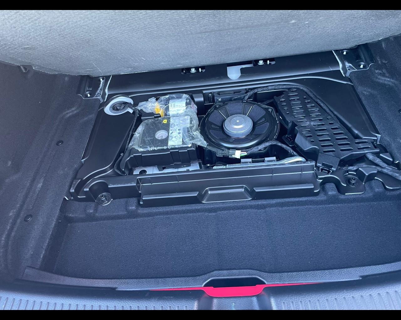 Mercedes-Benz A 200 Premium auto