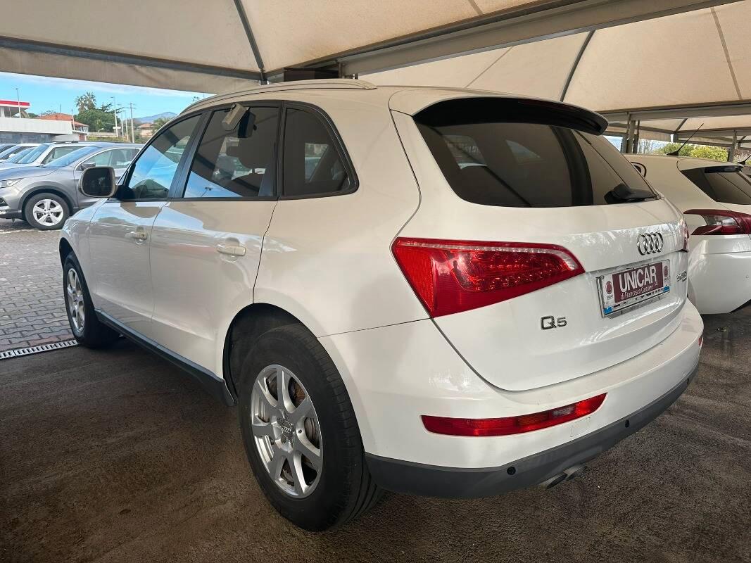 Audi Q5 2.0 tdi quattro 143cv dpf