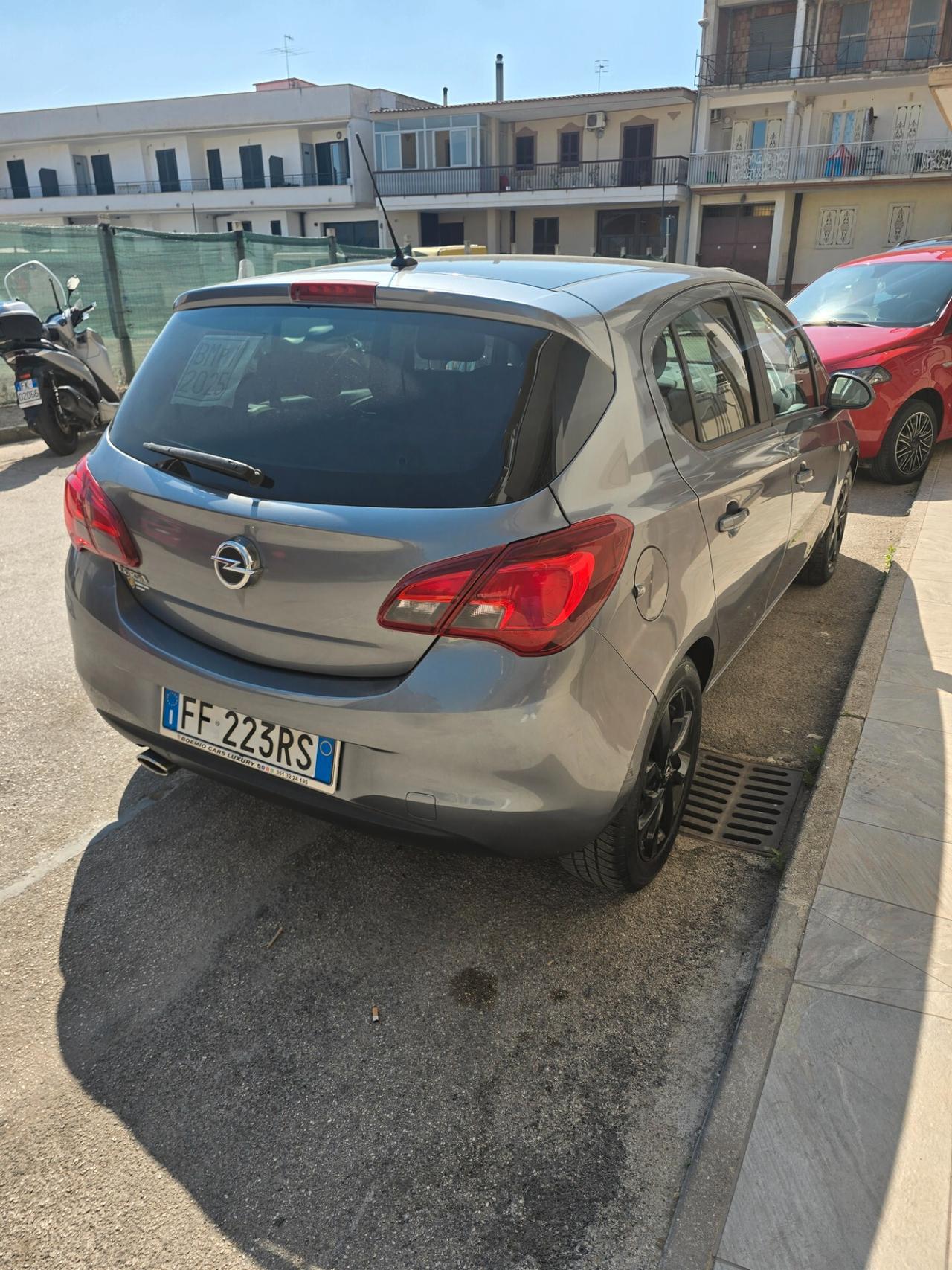 Opel Corsa 1.4 90CV GPL Tech 5 porte b-Color