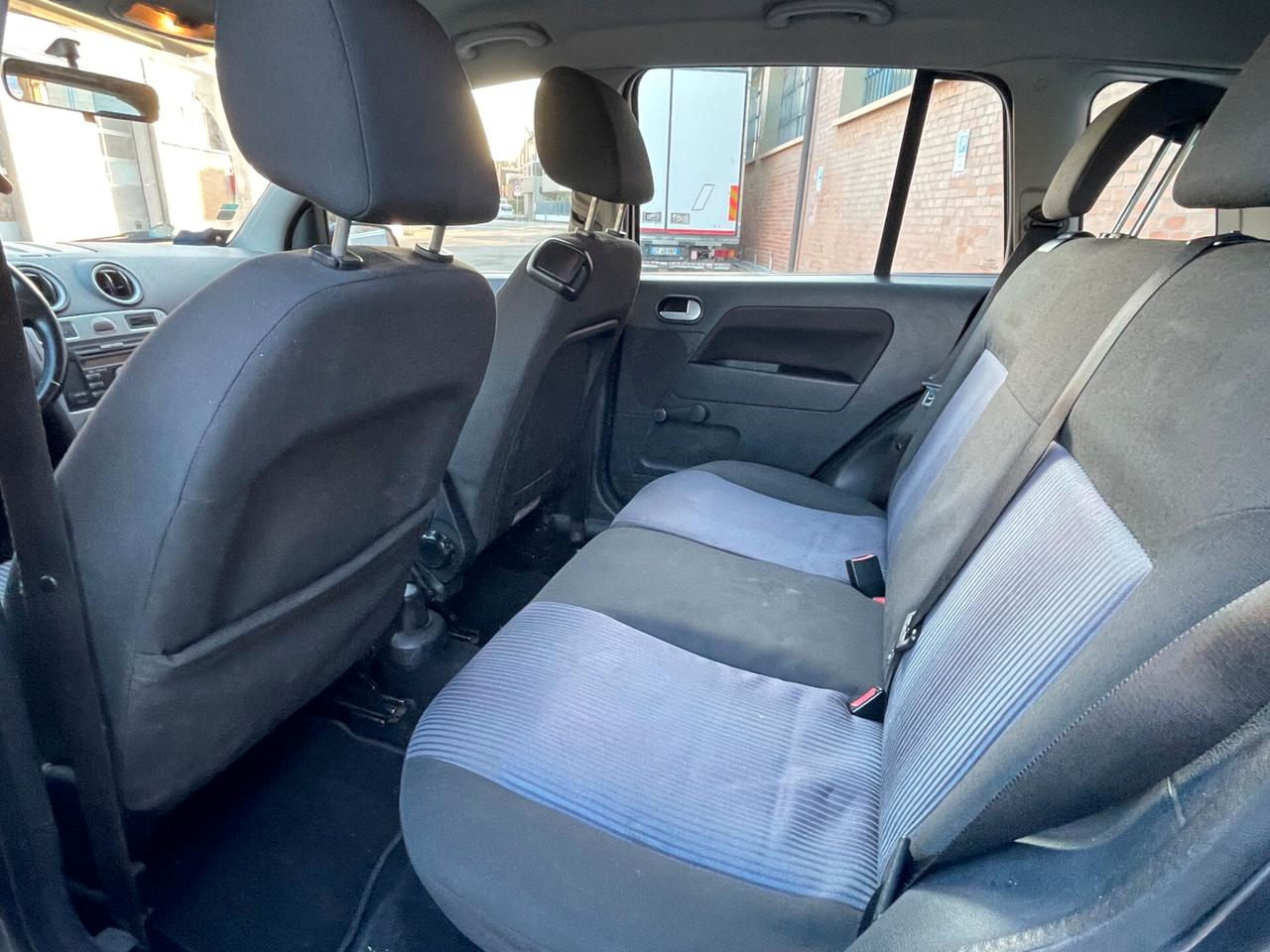 Ford Fusion 1.4 TDCi 5p. Collection