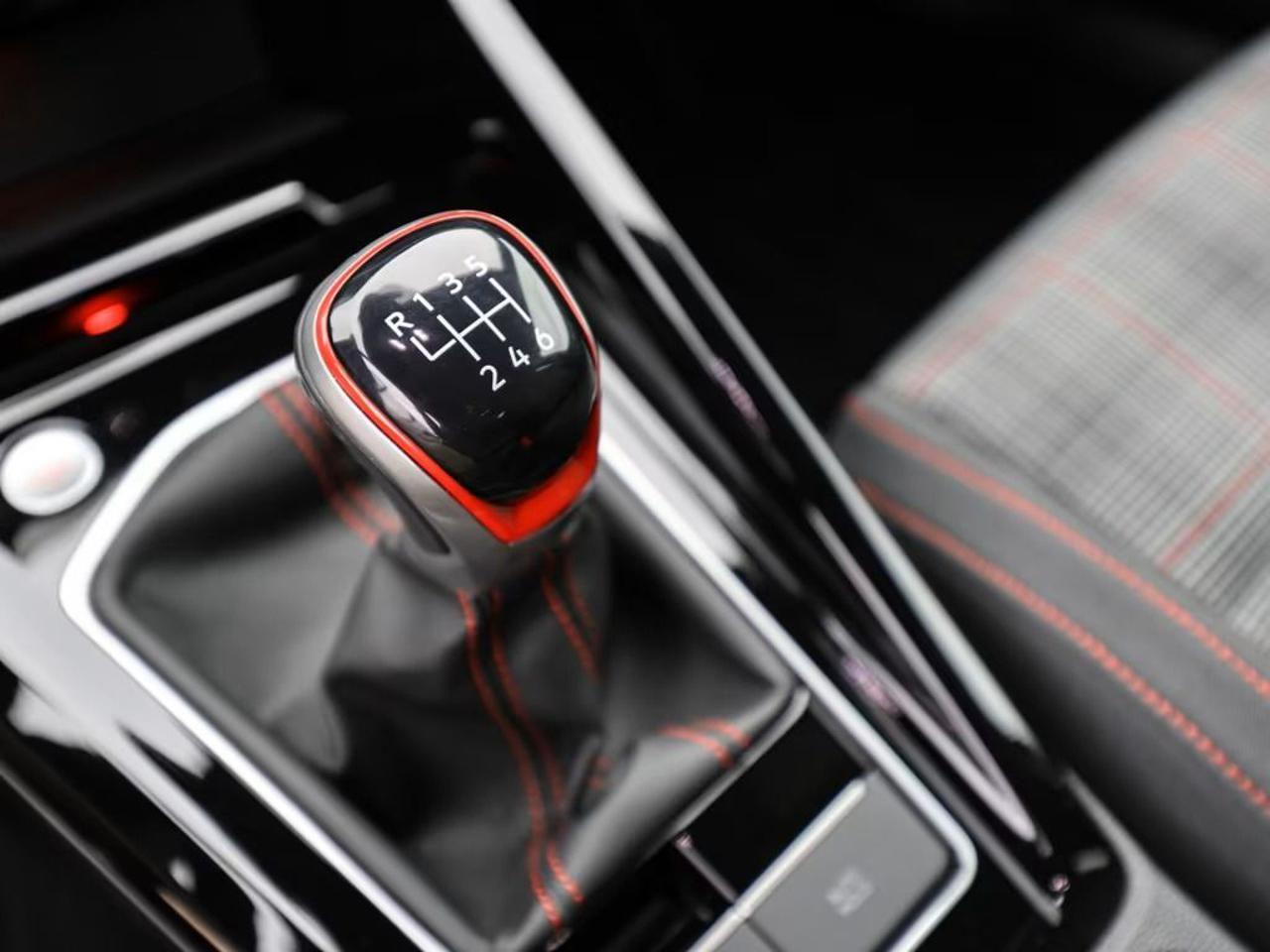 VOLKSWAGEN Golf GTI 2.0 TSI GTI 245cv * Manuale* IVA Esposta*