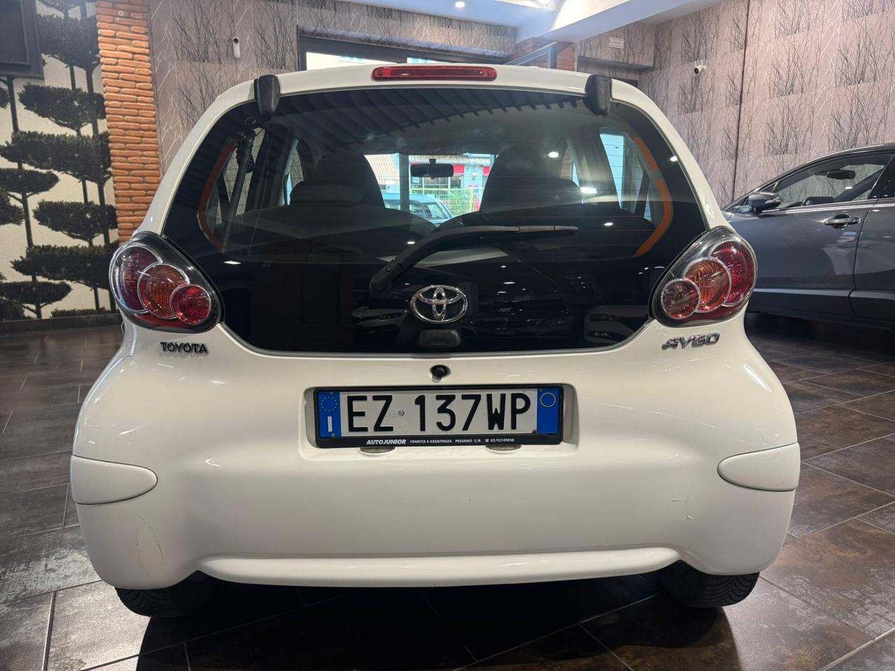 Toyota Aygo 1.0 12V VVT-i 5 porte Active Connect