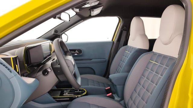 FIAT Grande Panda 1.2 100 CV S&S HYBRID La Prima CAMBIO AUTOMATICO