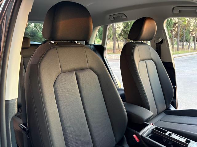 AUDI Q3 35 TDI 150 CV S tronic Business FARI LED
