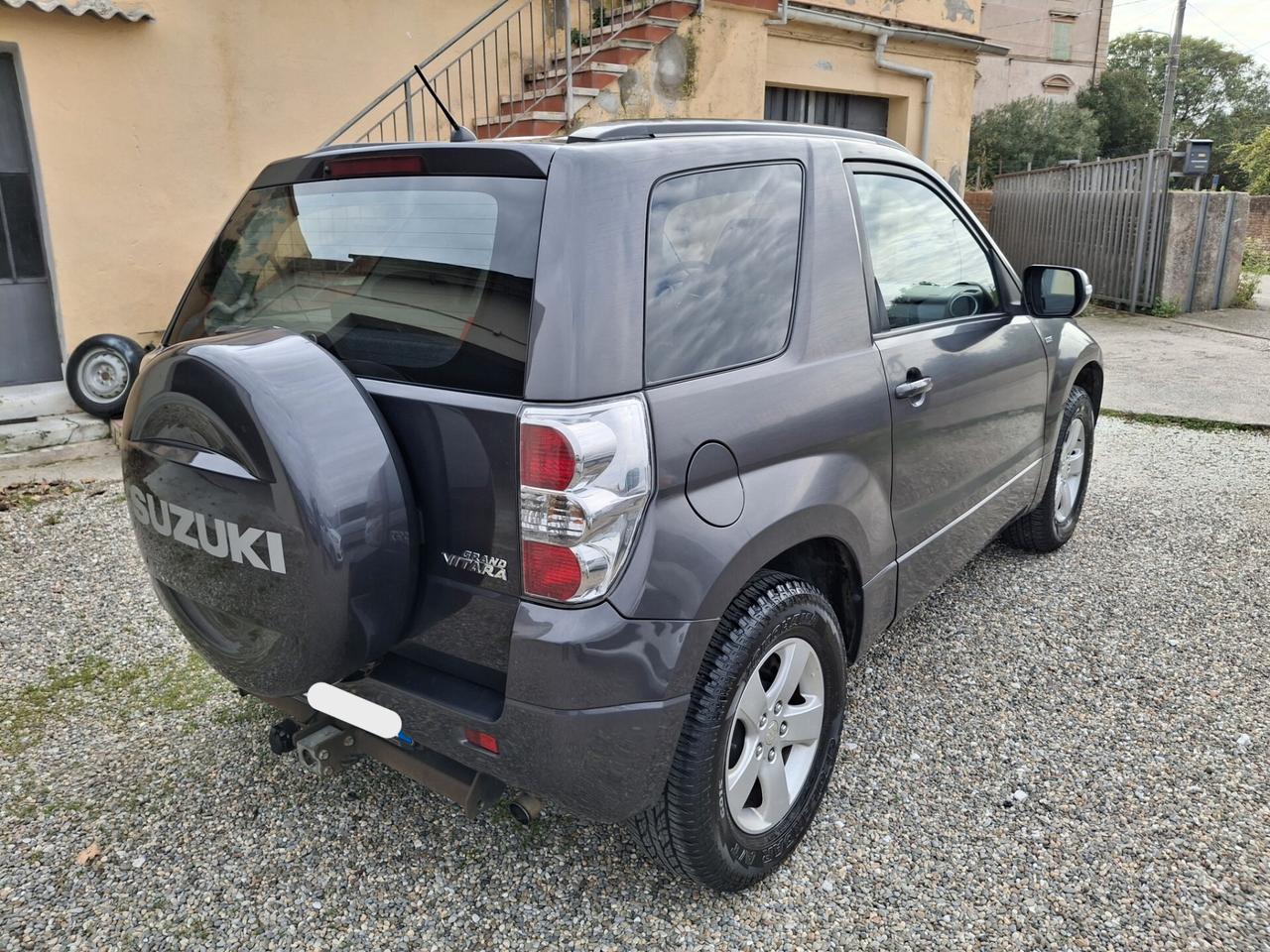 Suzuki Grand Vitara 1.9 ddis offroad Evolution 3p