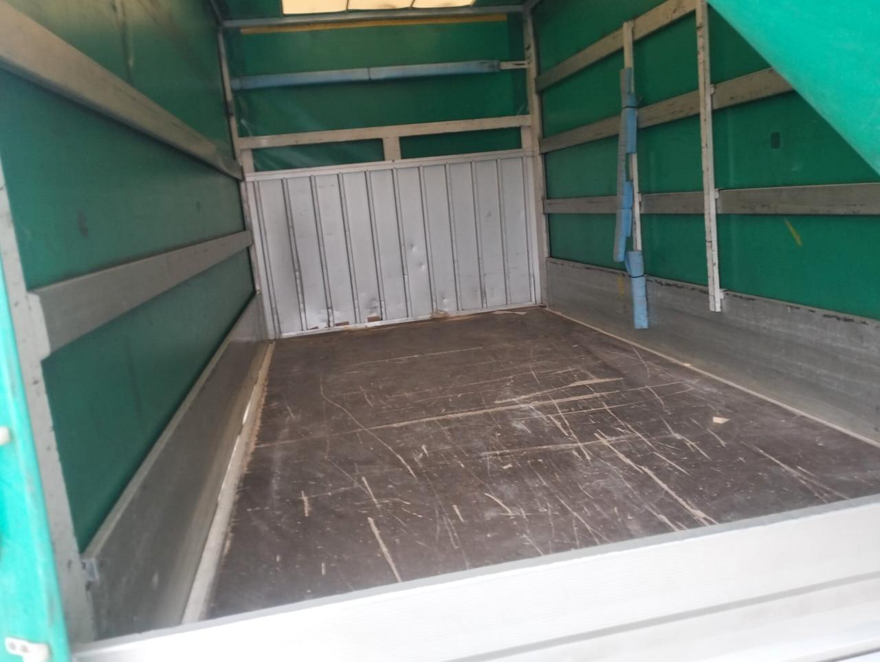 Nissan Atleon 110 3.0 TD - TELONATO