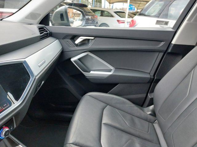 AUDI Q3 Sportback 35 TDI quattro S tronic Business Plus