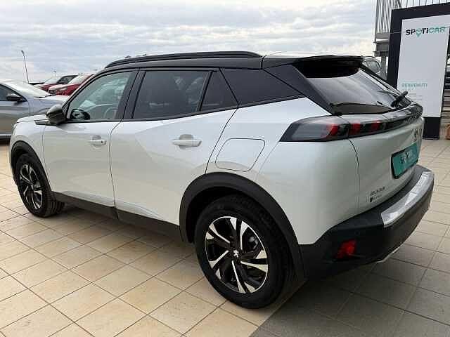 Peugeot 2008 PureTech 130 S&S Allure Pack