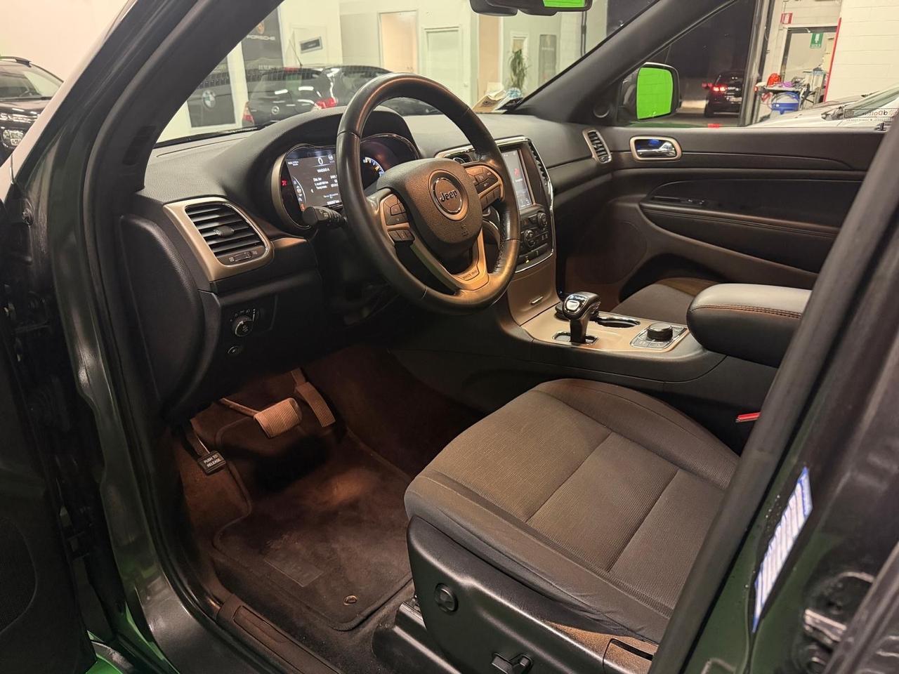 Jeep Grand Cherokee 3.0 V6 CRD Multijet II Laredo