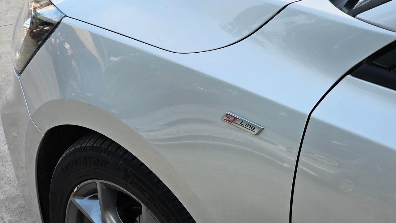 Ford Focus 1.5 diesel 120 CV 5p. ST-Line