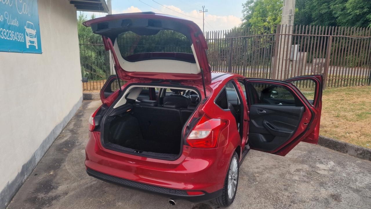 Ford Focus TDCi 115 CV Titanium "Cambio automatico"