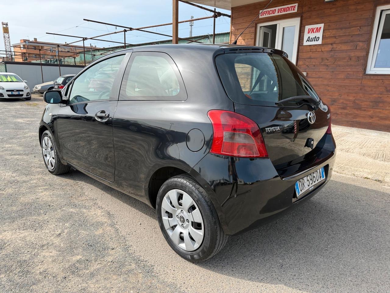 TOYOTA Yaris 1.0 Benzina 3p. NEOPATENTATI