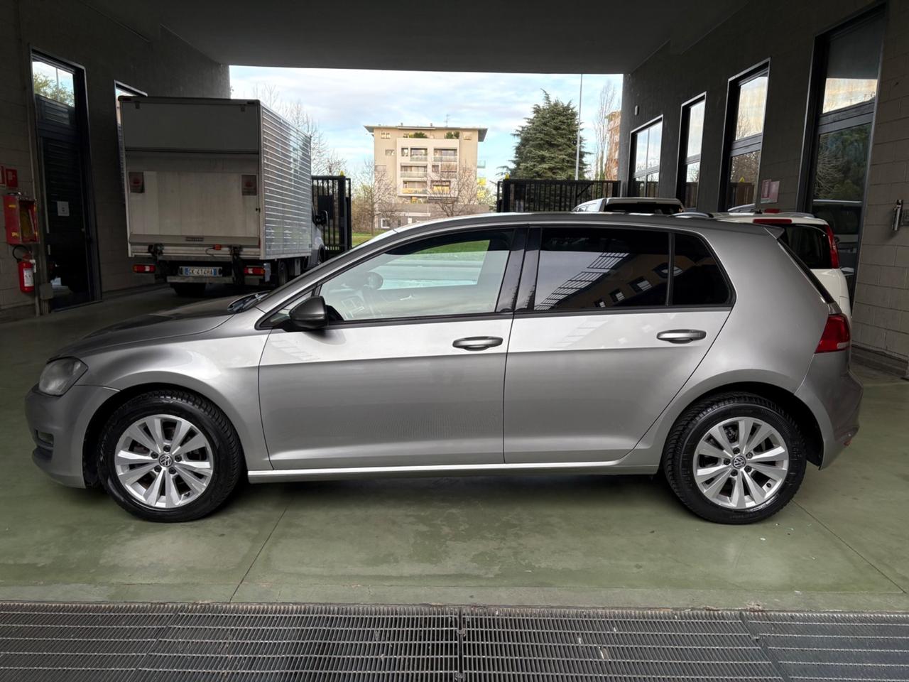 Volkswagen Golf Business 1.6 TDI DSG 5p. Highline BlueMotion Technology